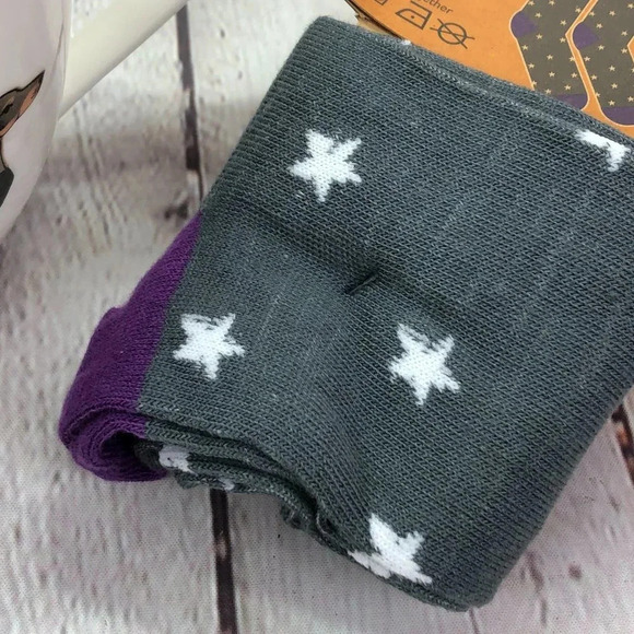 Milly green dachshund as skeleton mug and sock set - Picture 8 of 8